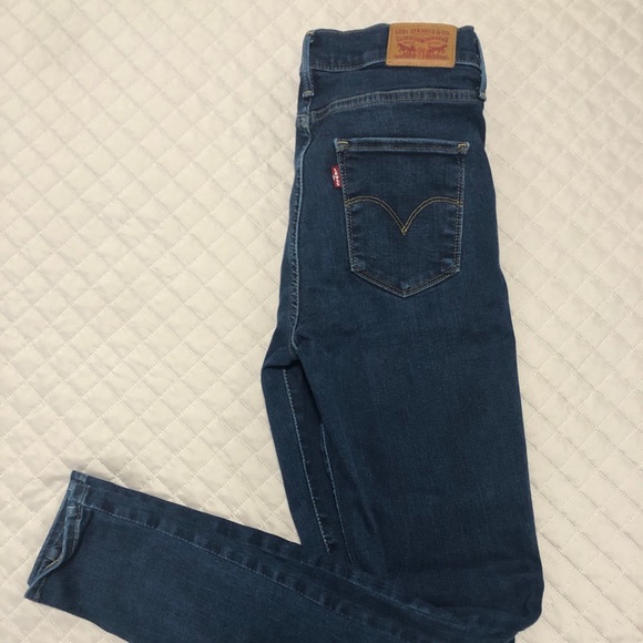 Levi’s skinny jeans - Picture 1 of 3